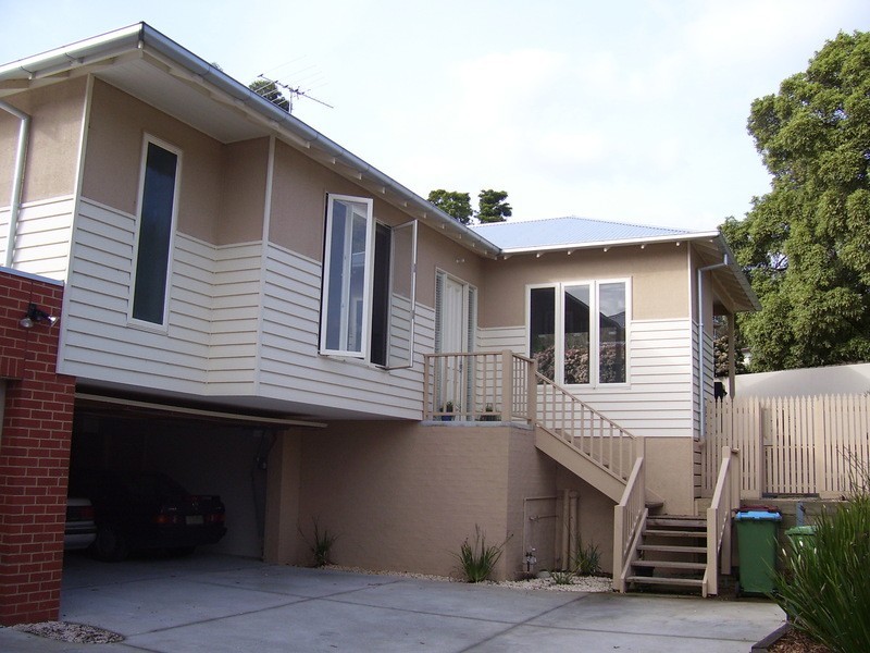 142b Mt Dandenong Road, Croydon VIC 3136