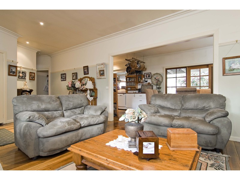 2/70 Swansea Road, Montrose VIC 3765