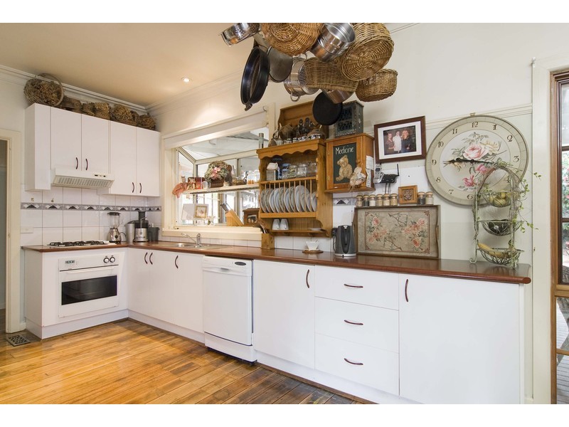 2/70 Swansea Road, Montrose VIC 3765