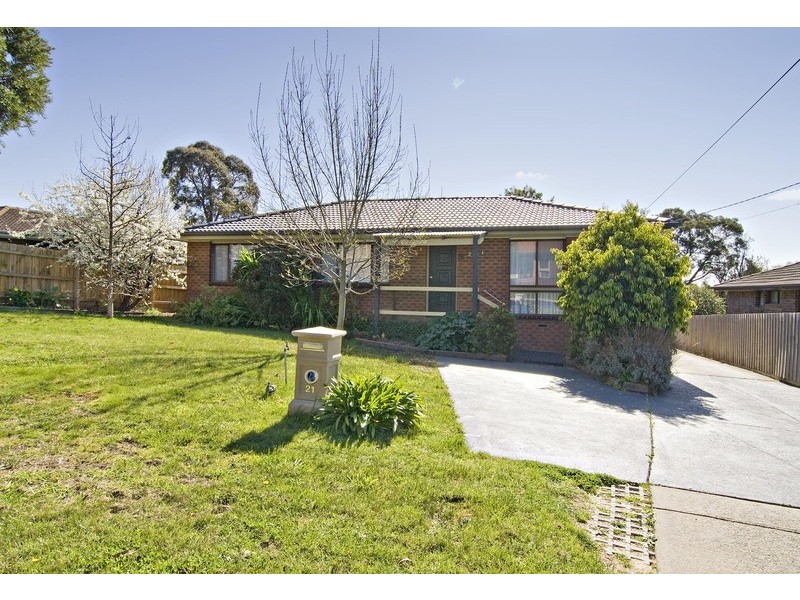 21 Carole Avenue, Chirnside Park VIC 3116