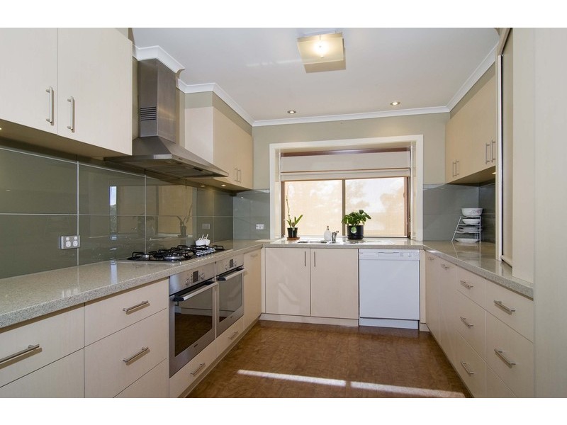21 Carole Avenue, Chirnside Park VIC 3116