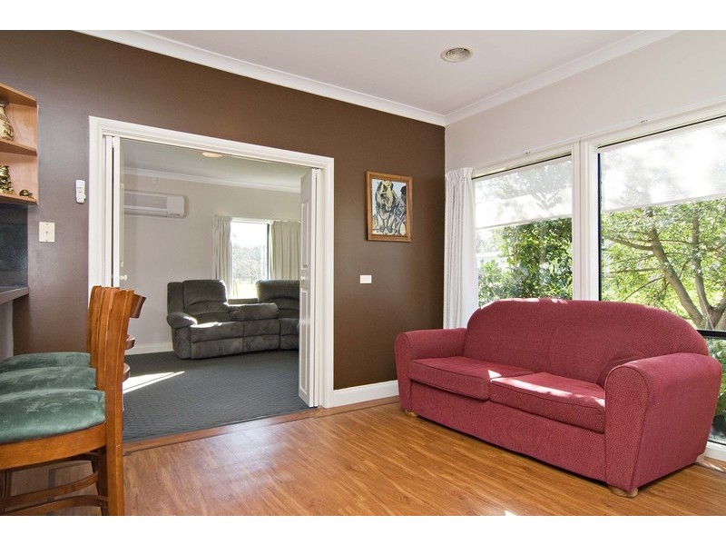 1 Farnham Road, Healesville VIC 3777