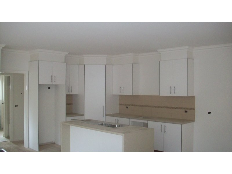 2/27 Tamworth Road, Kilsyth VIC 3137