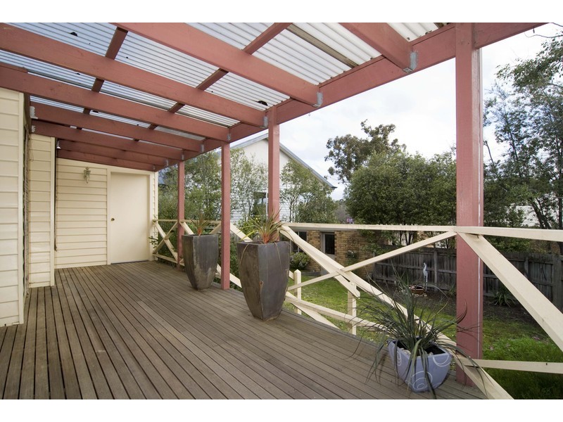 1/25 Richards Avenue, Croydon VIC 3136