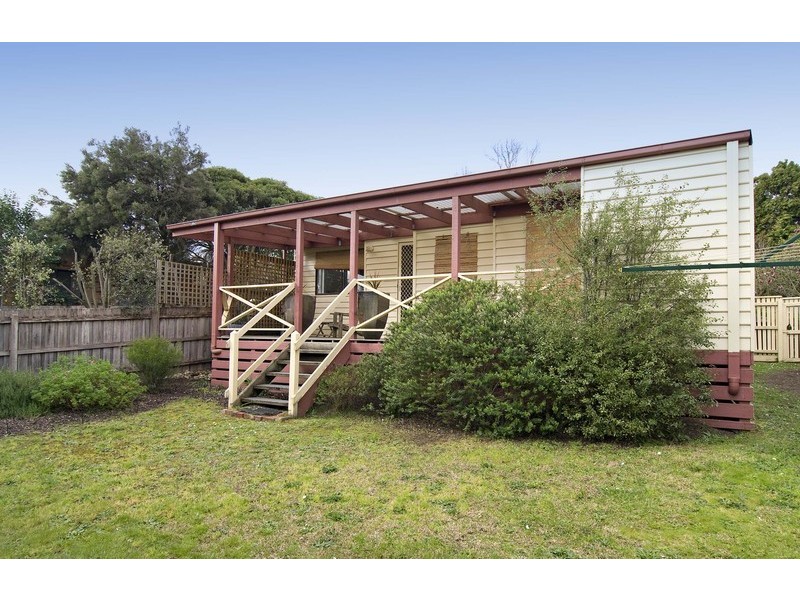 1/25 Richards Avenue, Croydon VIC 3136