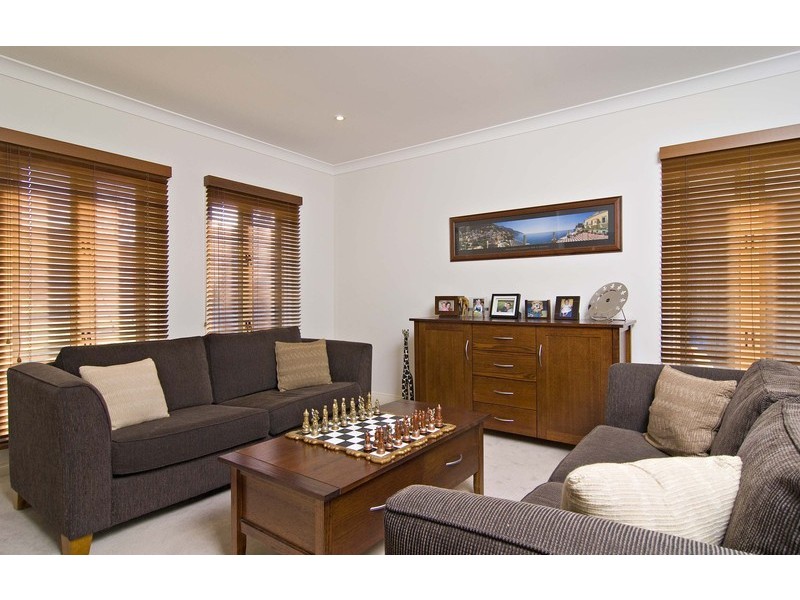 6A Ashton Avenue, Mooroolbark VIC 3138