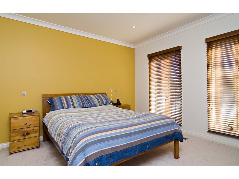 6A Ashton Avenue, Mooroolbark VIC 3138