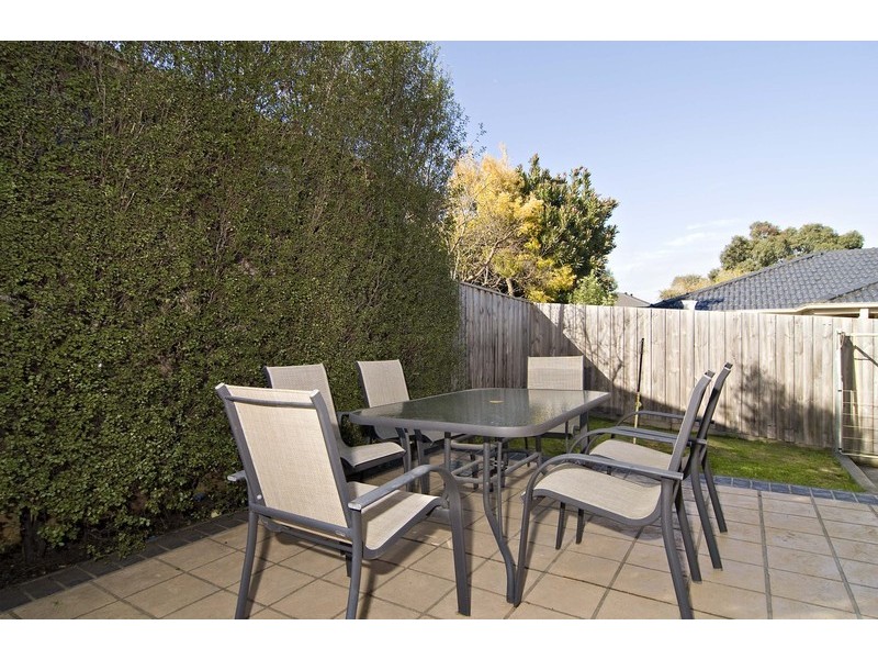 6A Ashton Avenue, Mooroolbark VIC 3138