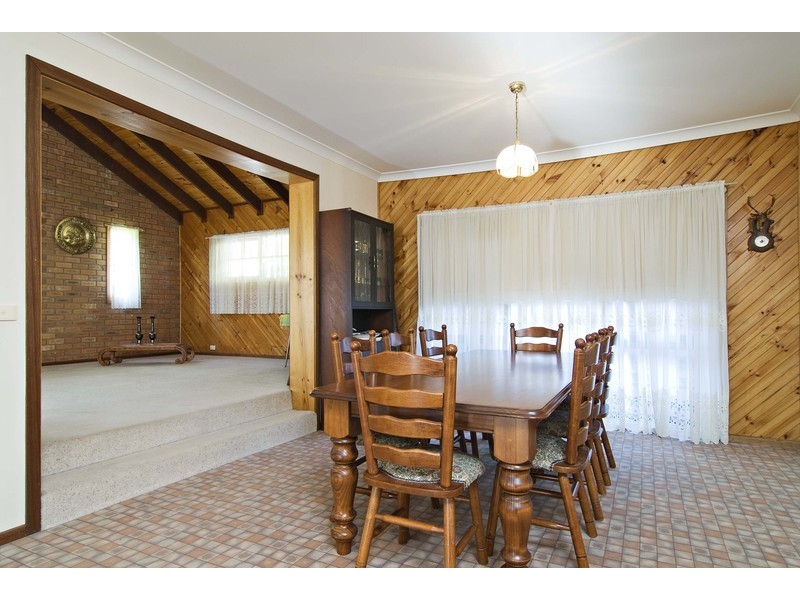 7 Greenbank Drive, Mooroolbark VIC 3138