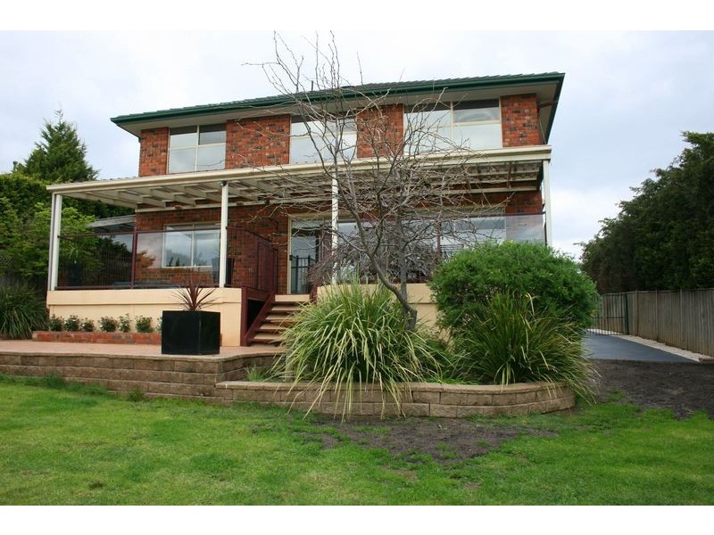 2 Buvelot Court, Chirnside Park VIC 3116