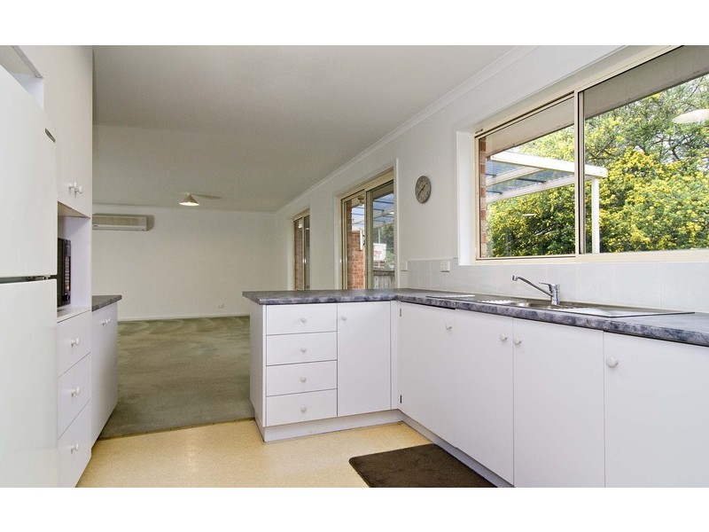 3/26 Mountain View Road, Kilsyth VIC 3137