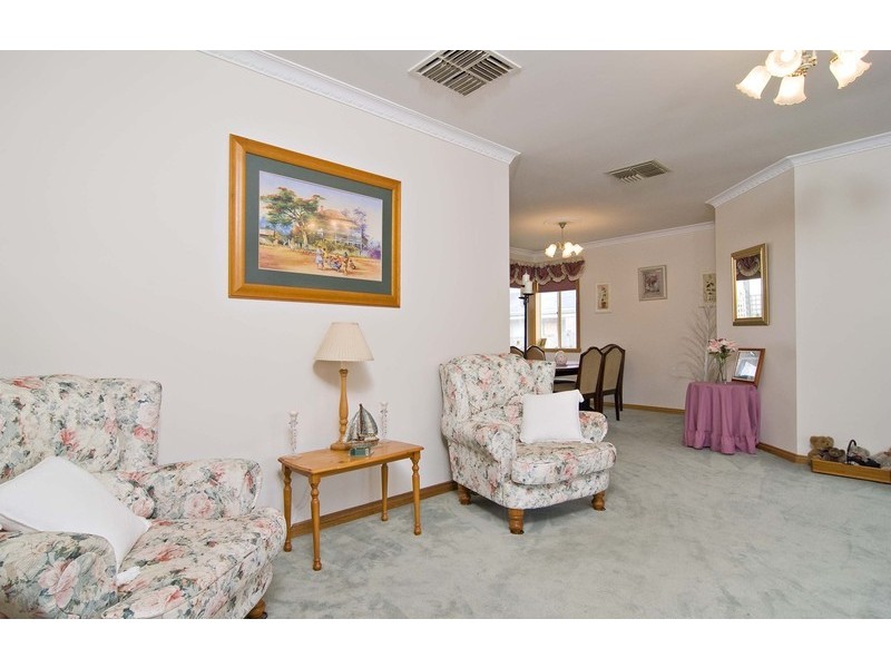 15 Clearwater Drive, Lilydale VIC 3140