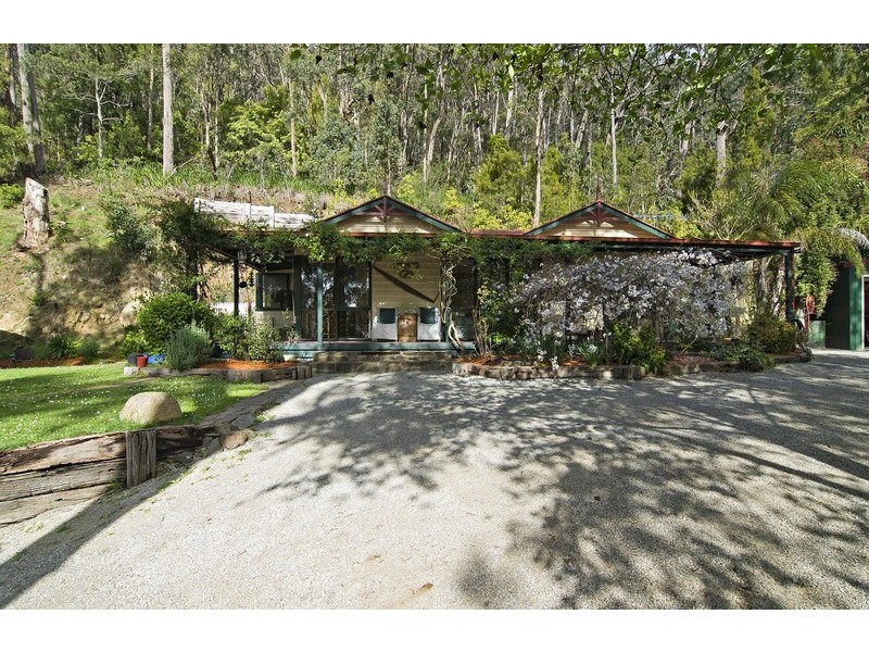 20 Thompsons Road, Kalorama VIC 3766