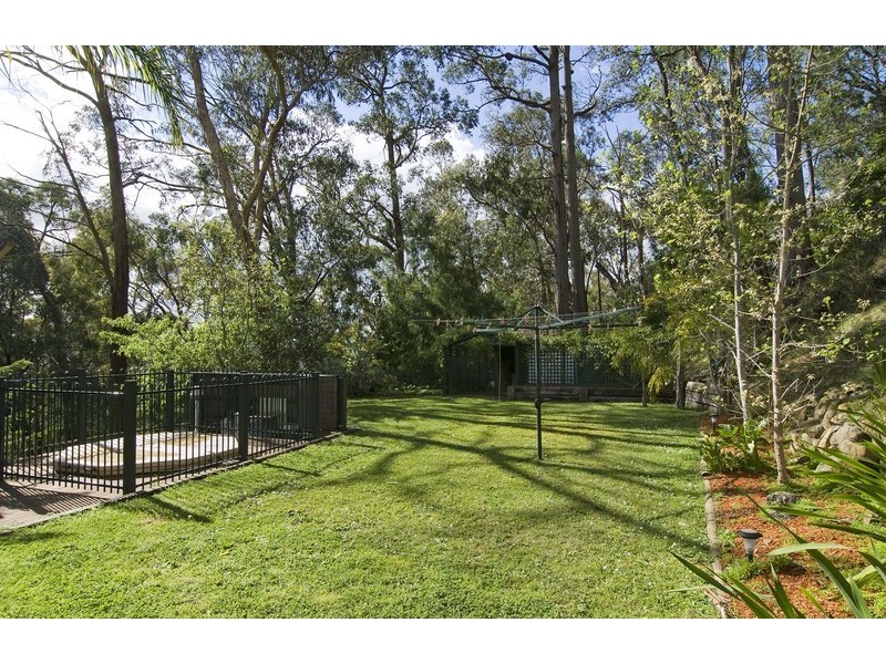 20 Thompsons Road, Kalorama VIC 3766