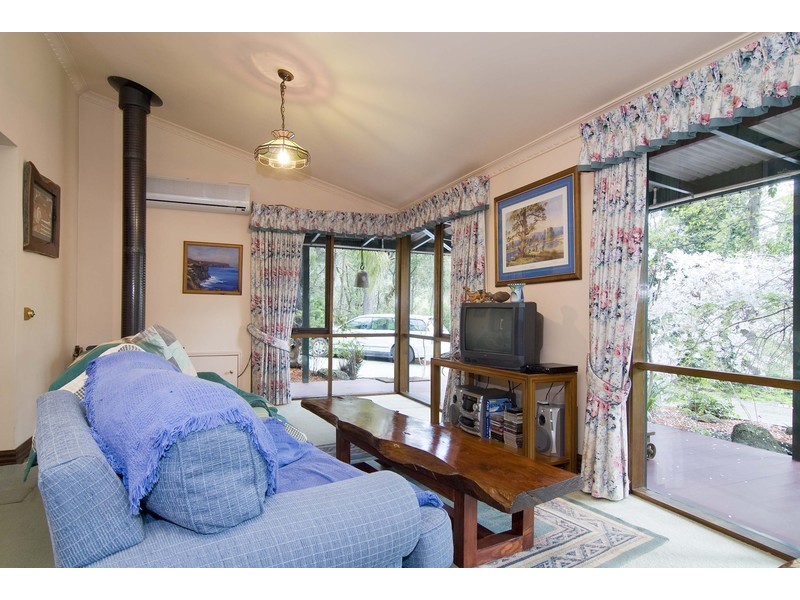 20 Thompsons Road, Kalorama VIC 3766