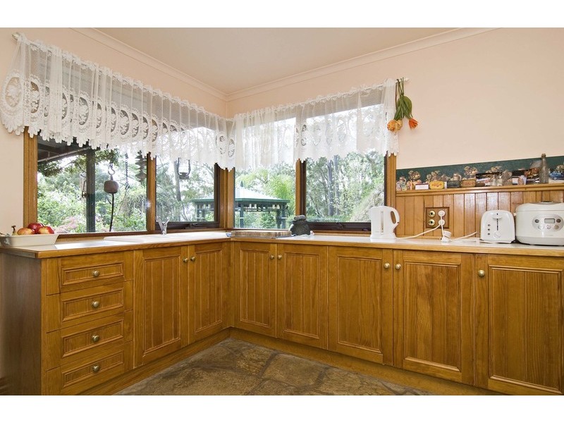 20 Thompsons Road, Kalorama VIC 3766