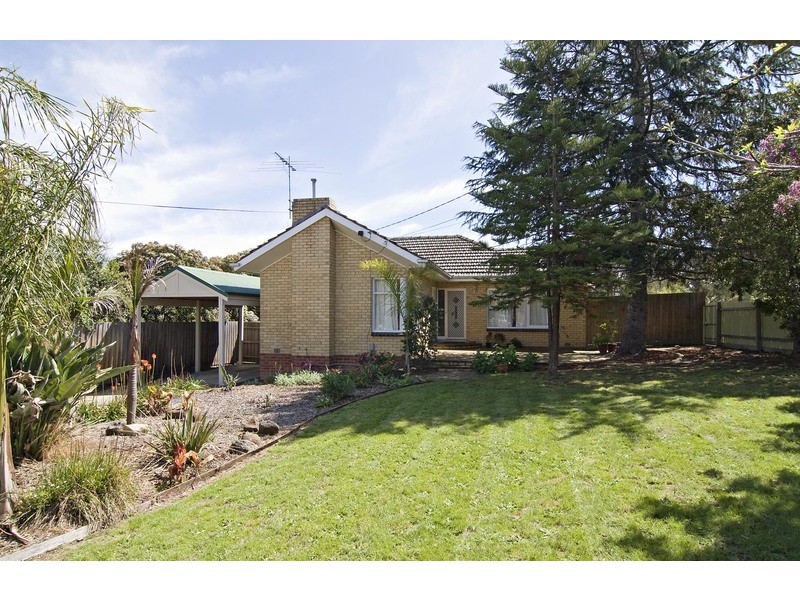 52 Mount View Parade, Croydon VIC 3136