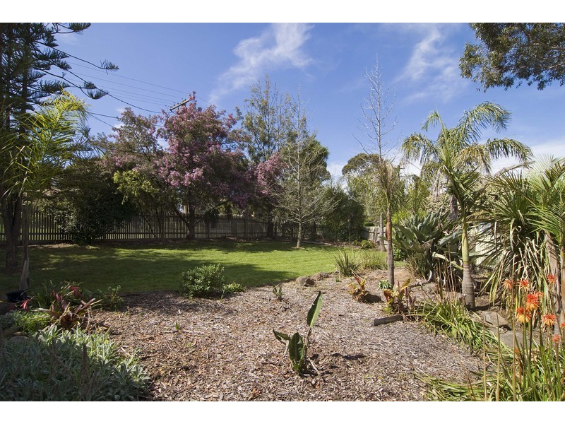 52 Mount View Parade, Croydon VIC 3136