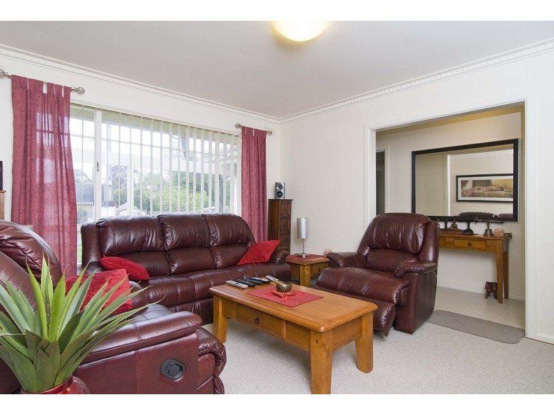 1/10 Byron Road, Kilsyth VIC 3137