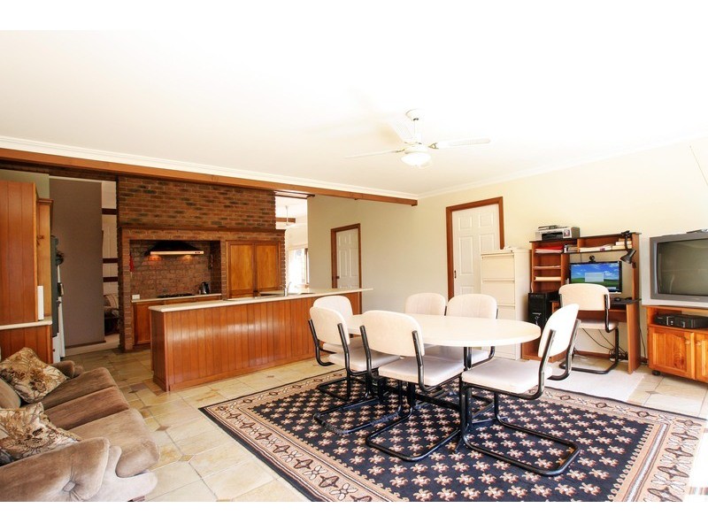 52-54 Fairview Avenue, Croydon North VIC 3136