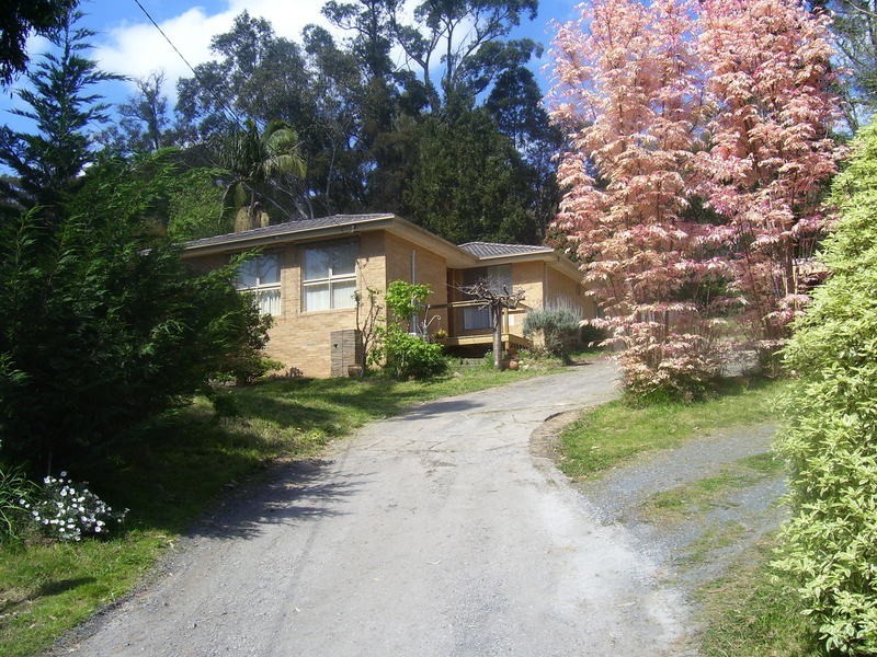 11 Milleara Street, The Basin VIC 3154