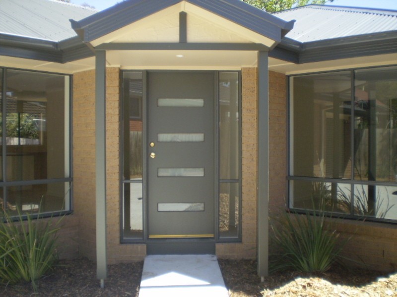 2/17 Leanne Crescent, Croydon VIC 3136