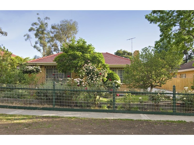 1/160 Lincoln Road, Croydon VIC 3136