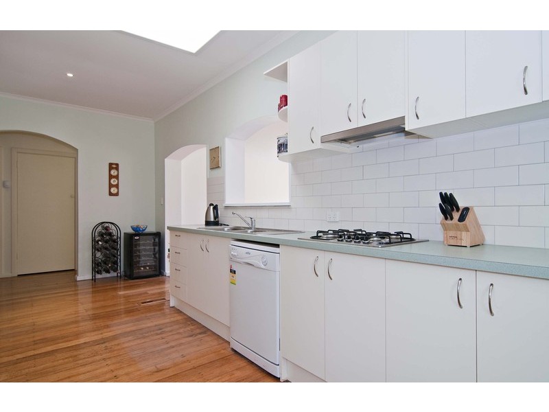 1/160 Lincoln Road, Croydon VIC 3136