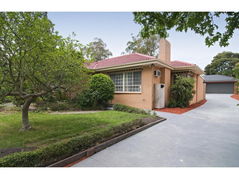 1/160 Lincoln Road, Croydon VIC 3136