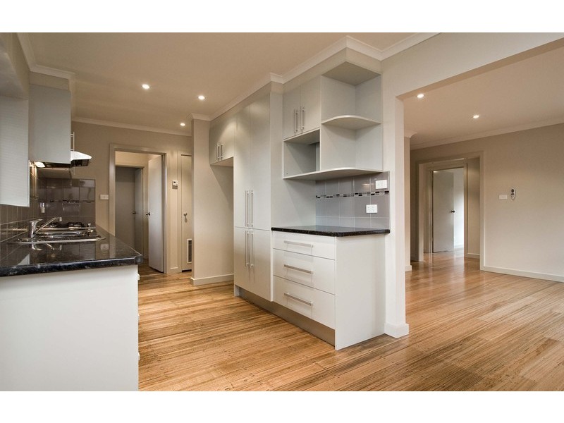 1/77 Hull Road, Croydon VIC 3136