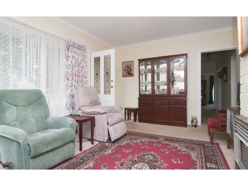 11 Andrew Street, Mooroolbark VIC 3138
