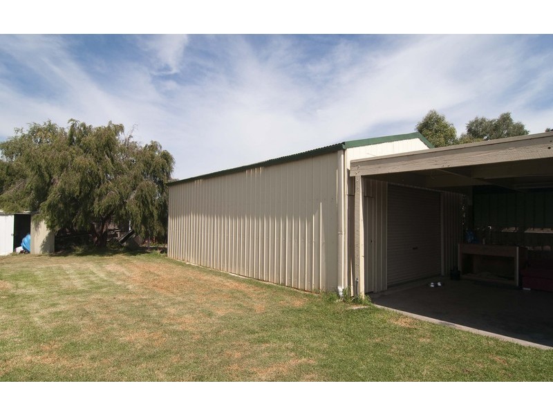 84 Country Club Drive, Chirnside Park VIC 3116