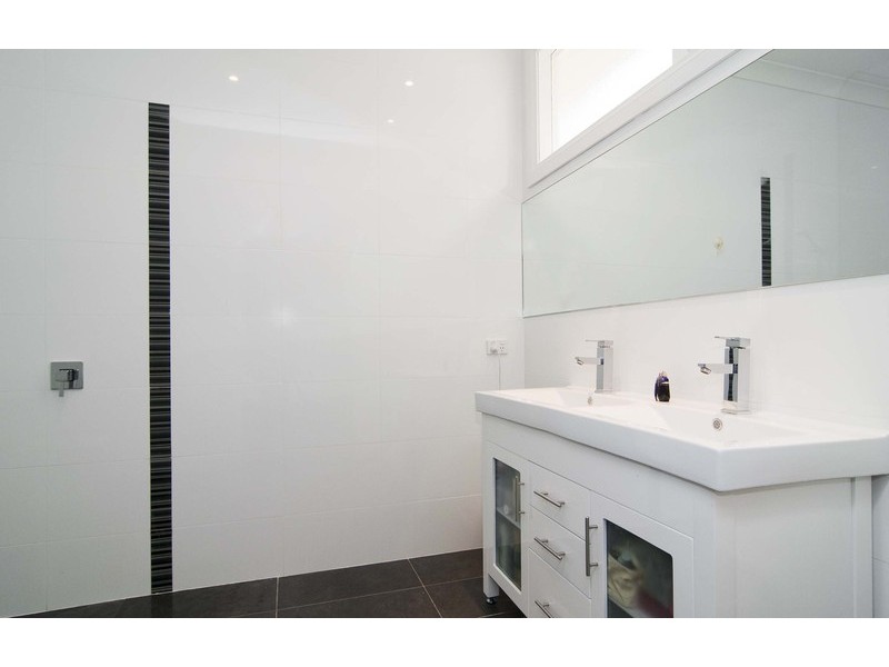 1/60 Grey Street, Ringwood East VIC 3135