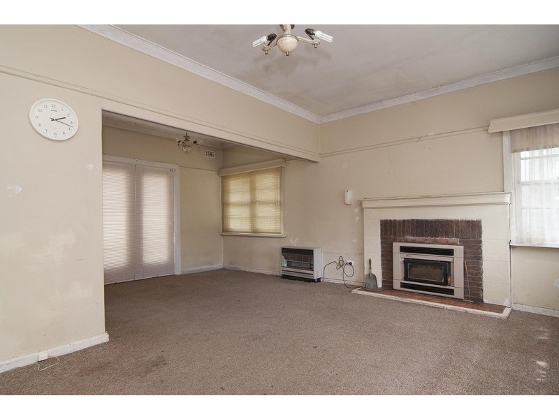 11 Grandview Avenue, Croydon VIC 3136