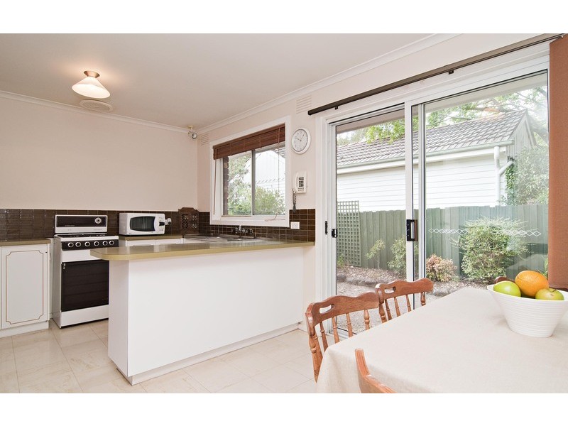 2/43-45 Beaufort Road, Croydon VIC 3136