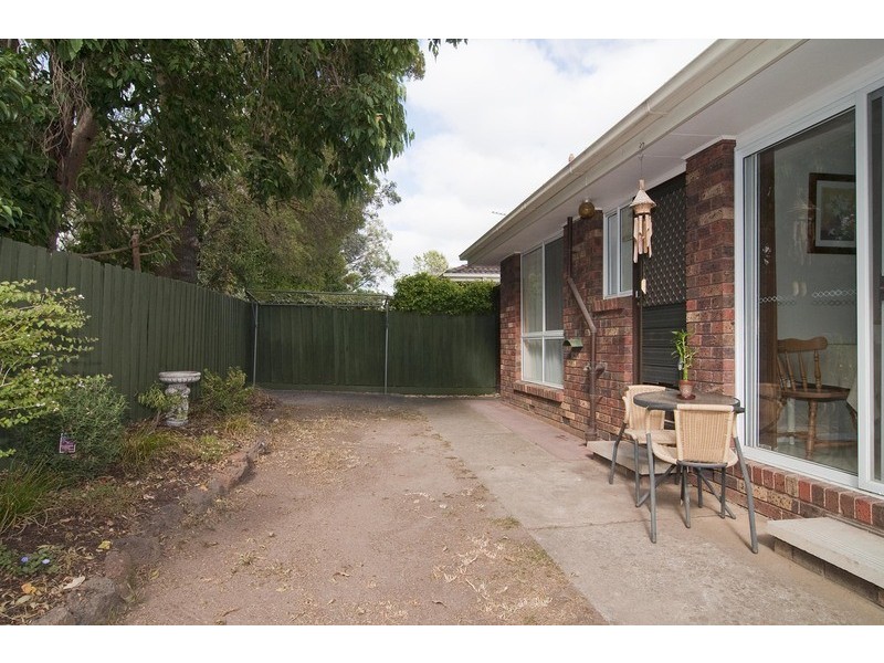 2/43-45 Beaufort Road, Croydon VIC 3136