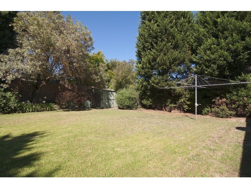 80 Mt Dandenong Road, Croydon VIC 3136