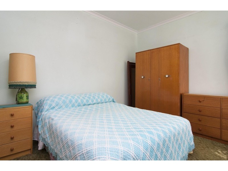 4 Eric Street, Croydon VIC 3136