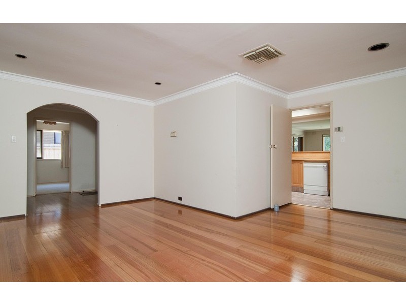 8 Bulga Street, Mooroolbark VIC 3138