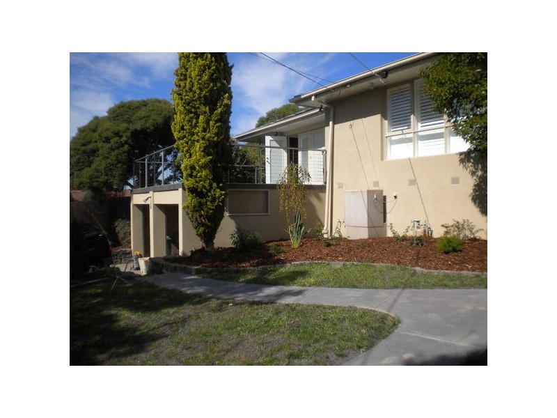 5 Buggy Ride Lane, Chirnside Park VIC 3116