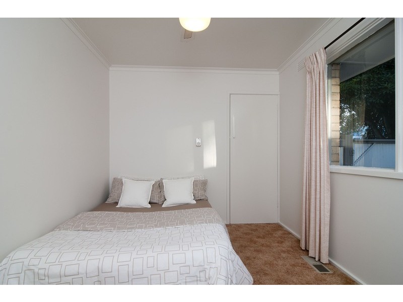 13 Taronga Crescent, Croydon VIC 3136