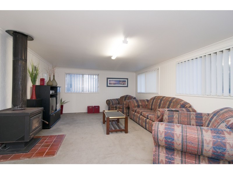 13 Taronga Crescent, Croydon VIC 3136