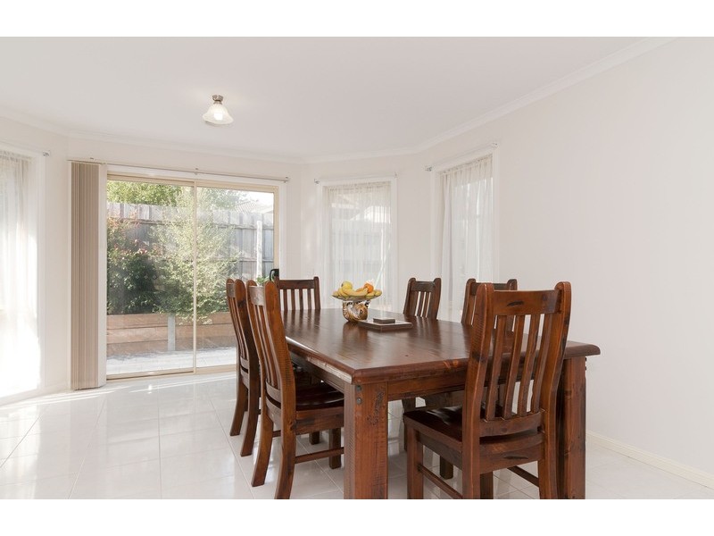 20B Longfellow Avenue, Mooroolbark VIC 3138