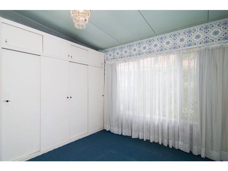 14 Melton Grove, Croydon VIC 3136