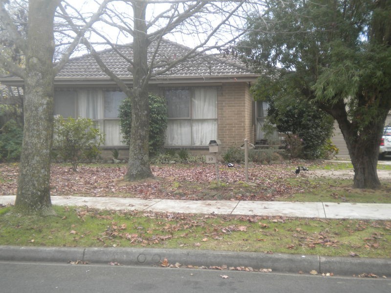 10 Winchester Drive, Bayswater North VIC 3153