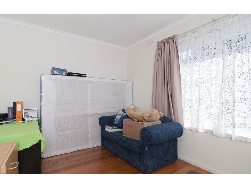 1/2 Sevenoaks Avenue, Croydon VIC 3136