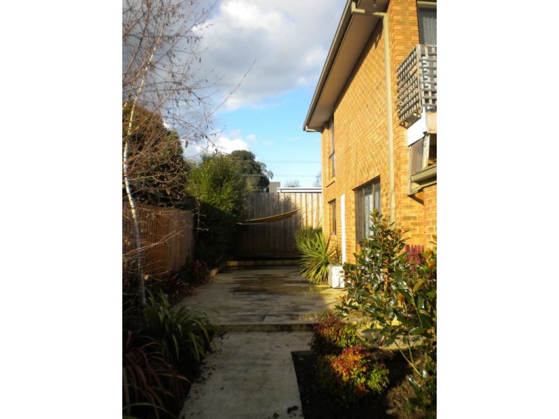 4/303 Mt Dandenong Road, Croydon VIC 3136