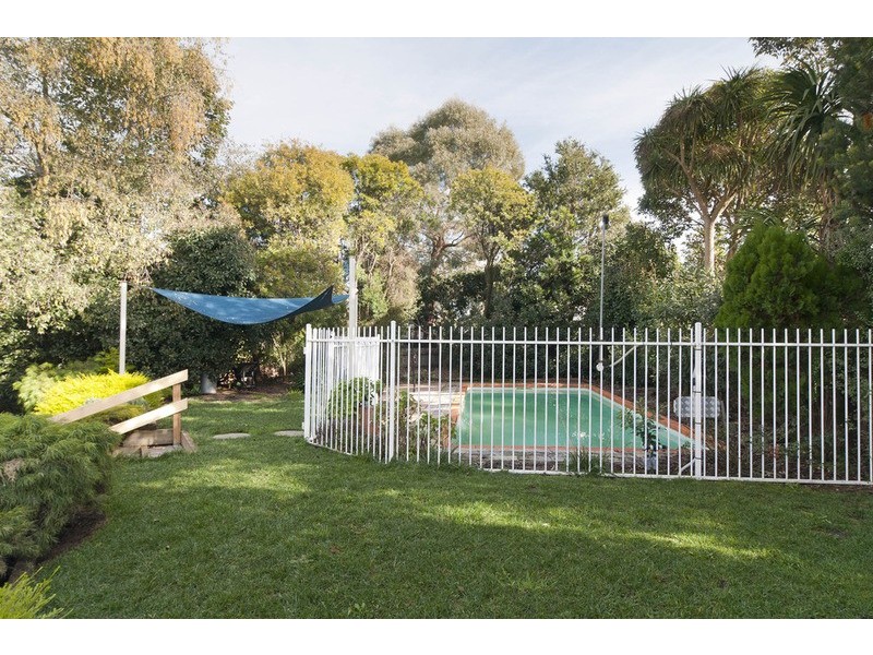 5 Samuel Beavis Drive, Croydon Hills VIC 3136