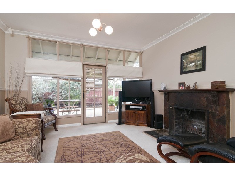 24 Parrs Road, Croydon VIC 3136