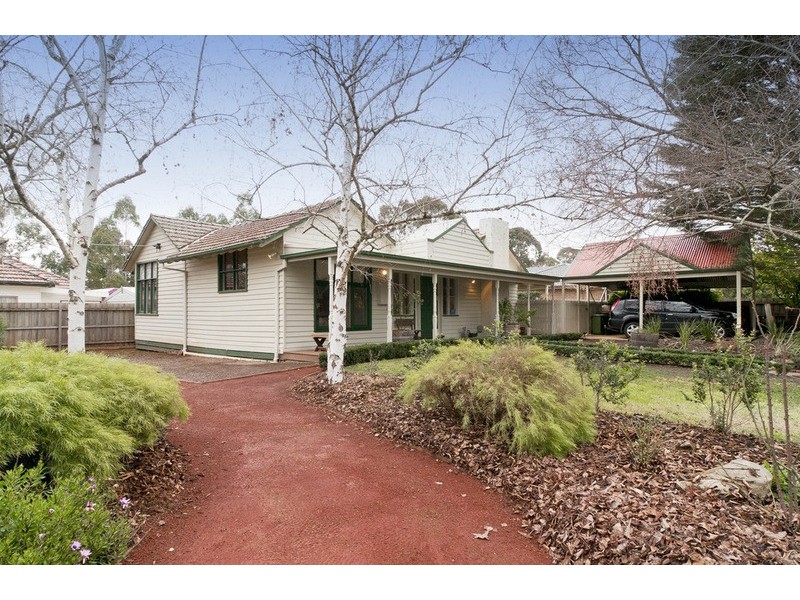 24 Parrs Road, Croydon VIC 3136